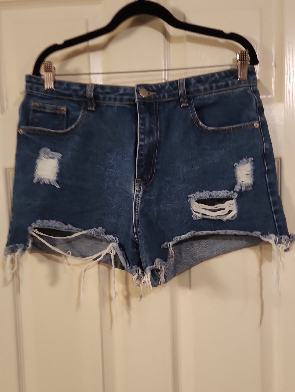 PrettyLittleThing Distressed Dark Blue High-Waist Denim Shorts
